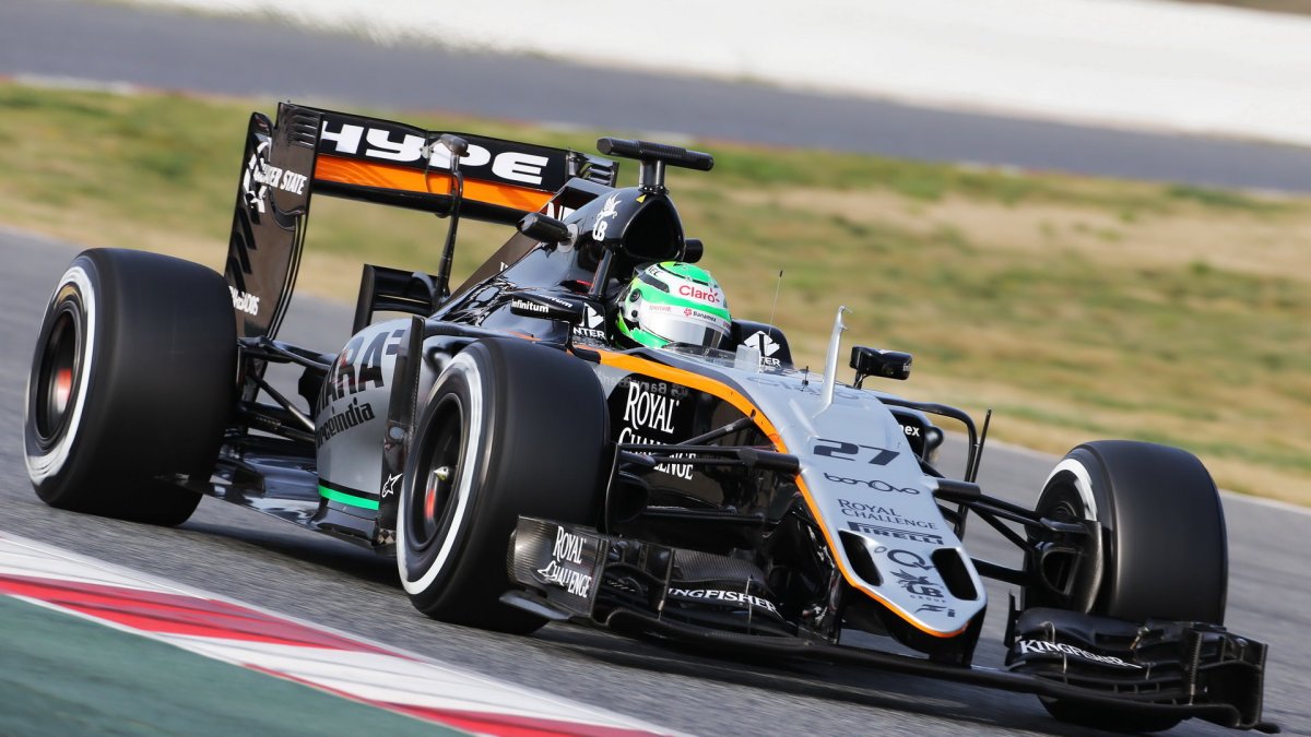 Nico Hülkenberg s novým vozem Force India VJM09 - Mercedes