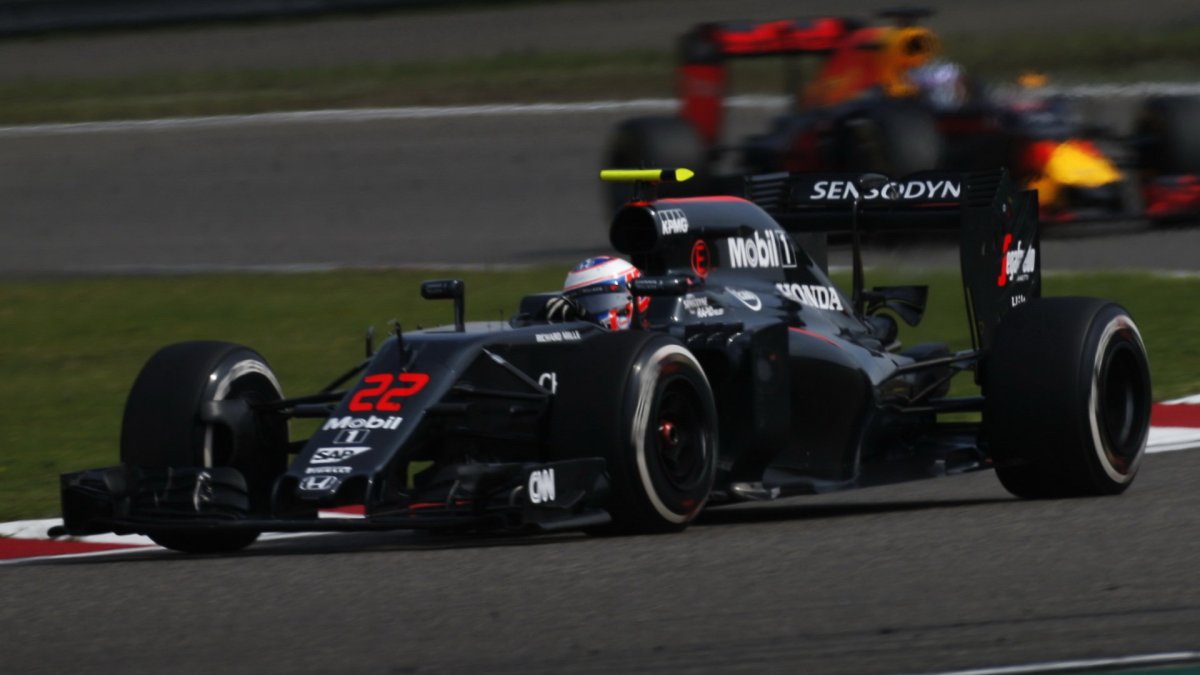 Jenson Button v závodě v Číně