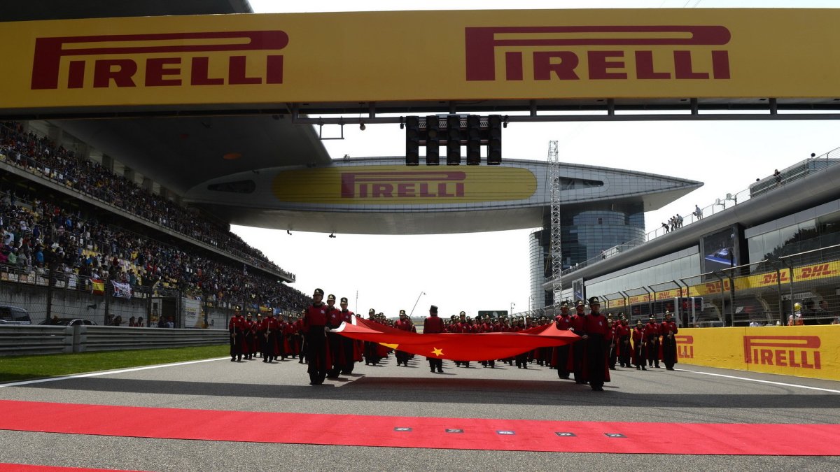 Zahajovací ceremoniál před závodem v Číně