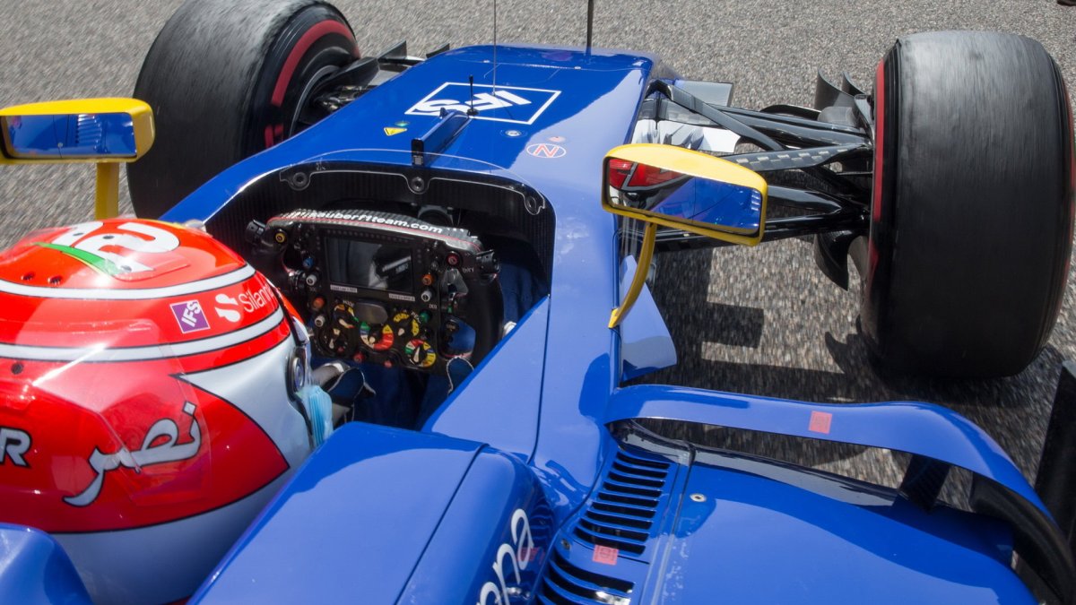 Felipe Nasr v závodě v Číně