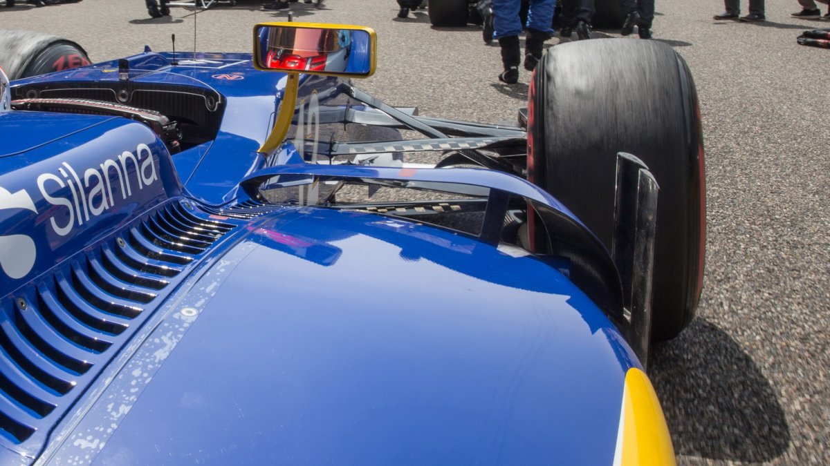 Felipe Nasr v závodě v Číně