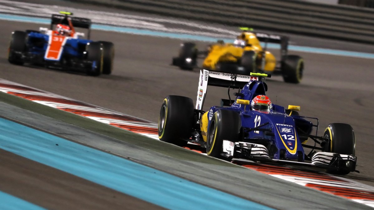 Felipe Nasr v závodě Abú Zabí