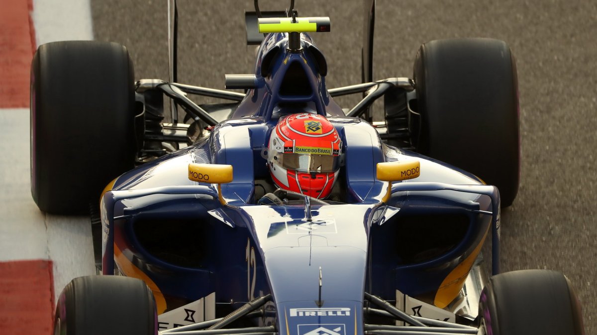 Felipe Nasr v závodě Abú Zabí