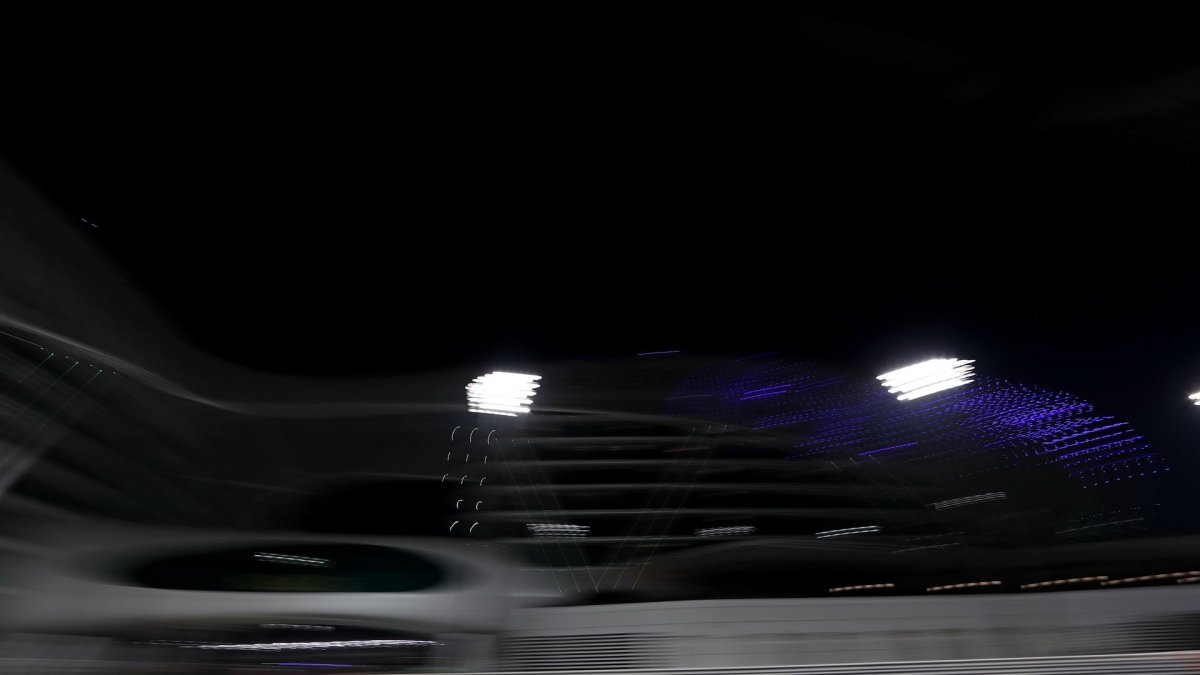Felipe Massa v závodě v Abú Zabí