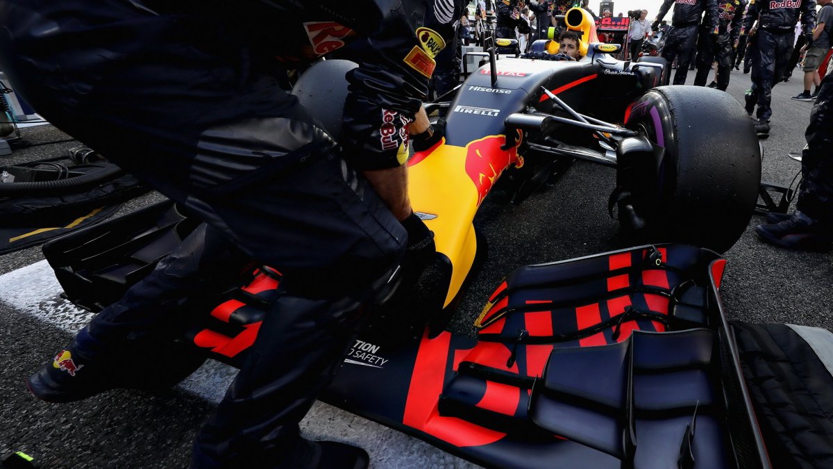 Daniel Ricciardo před závodem v Abú Zabí