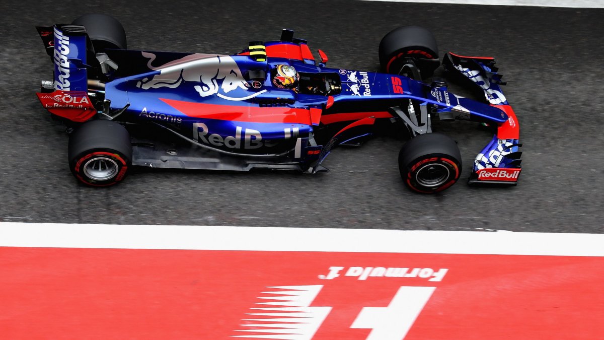 Carlos Sainz v závodě v Číně