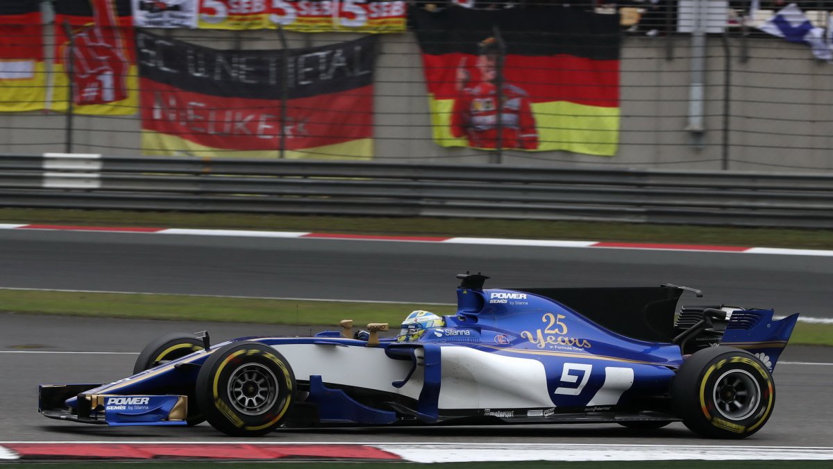 Marcus Ericsson v závodě v Číně