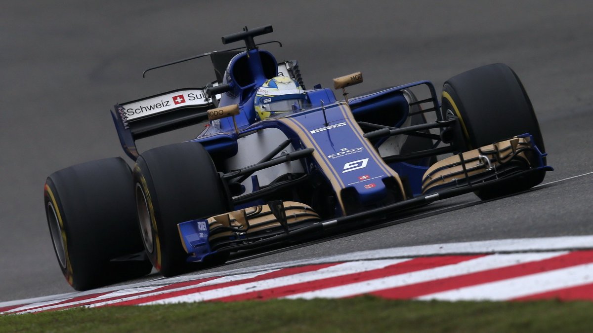 Marcus Ericsson v závodě v Číně