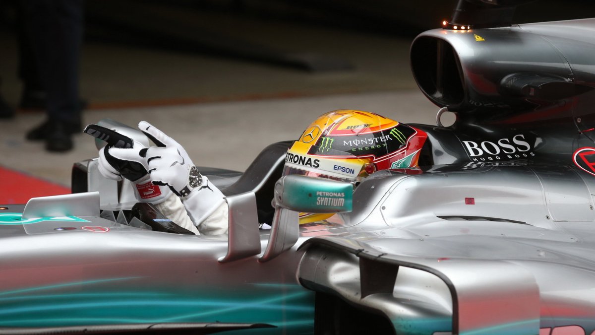 Lewis Hamilton zvítězil v závodě v Číně