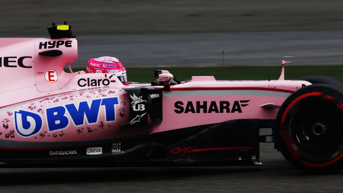 Esteban Ocon v kvalifikaci v Číně