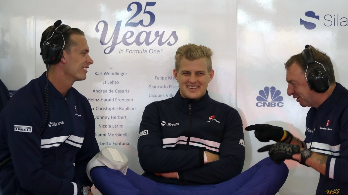 Marcus Ericsson za deštivého tréninku v Číně