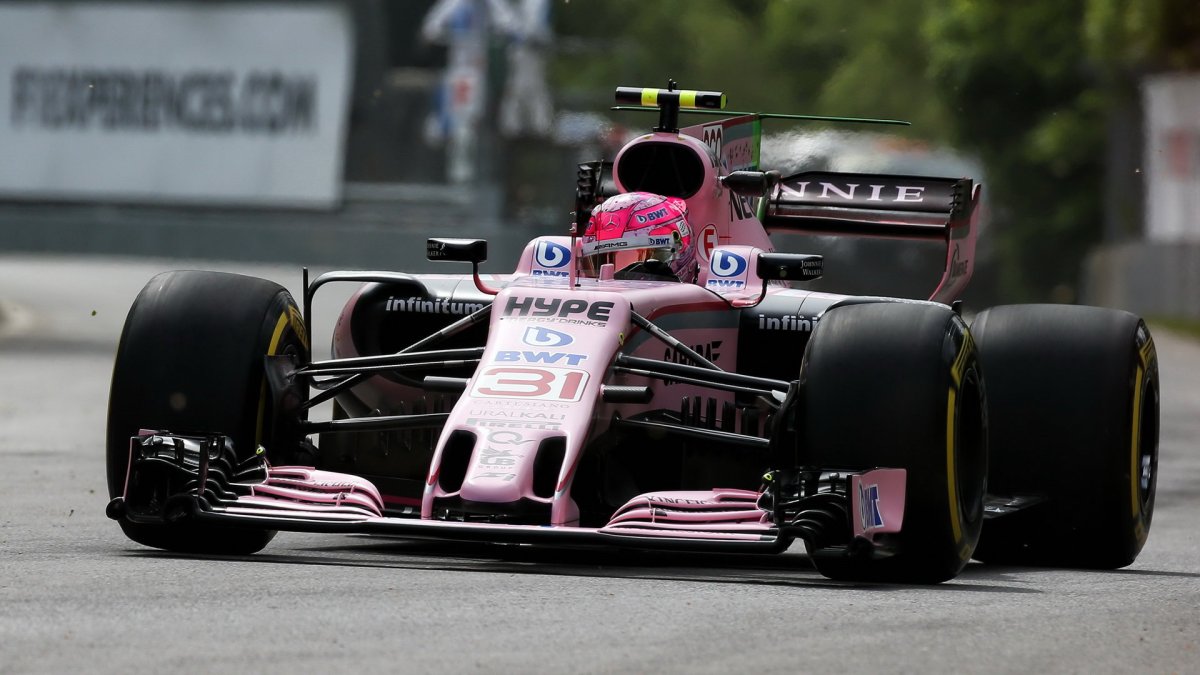 Esteban Ocon při tréninku v Kanadě