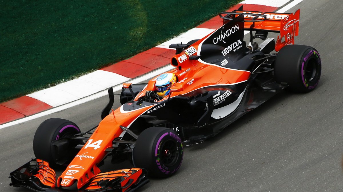 Fernando Alonso při tréninku v Kanadě