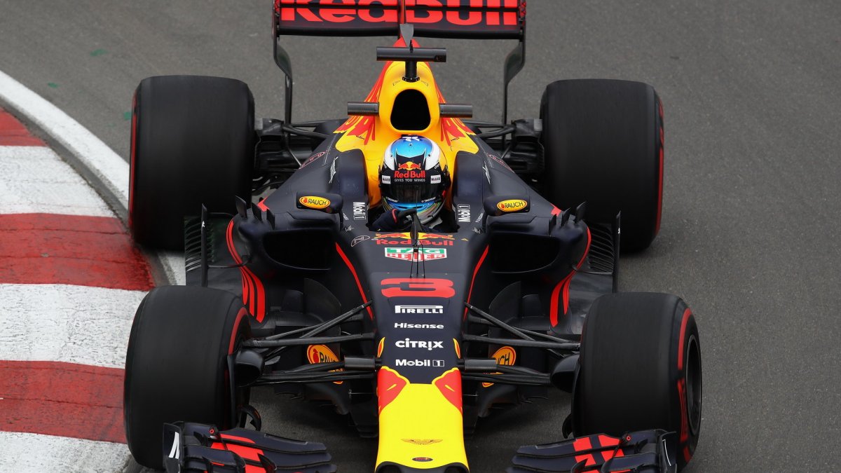 Daniel Ricciardo při tréninku v Kanadě