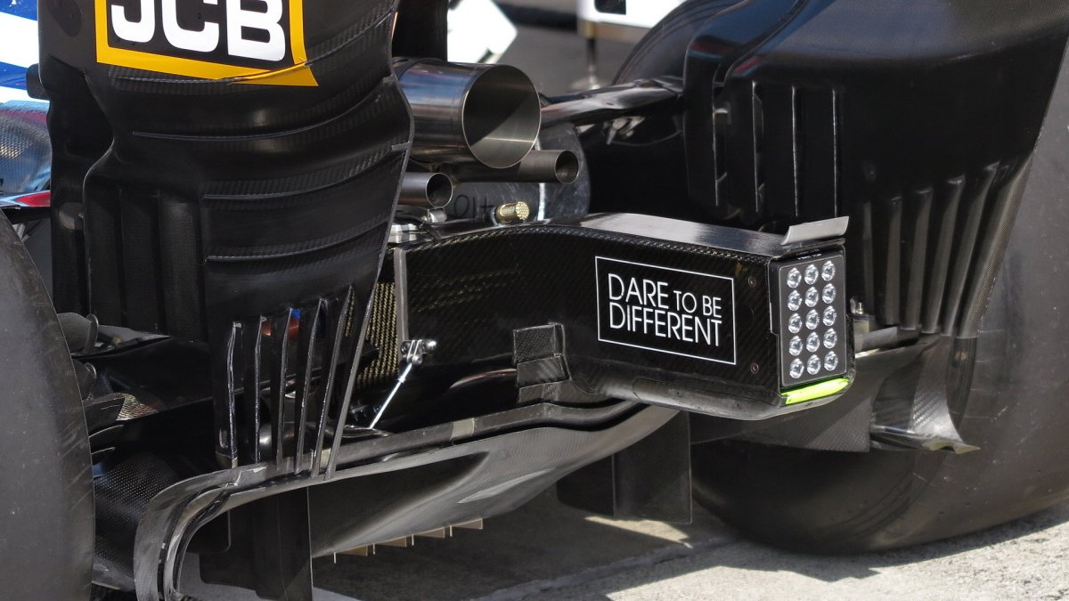 Detal vozu Toro Rosso při 3. sobotním tréninku v Rakousku