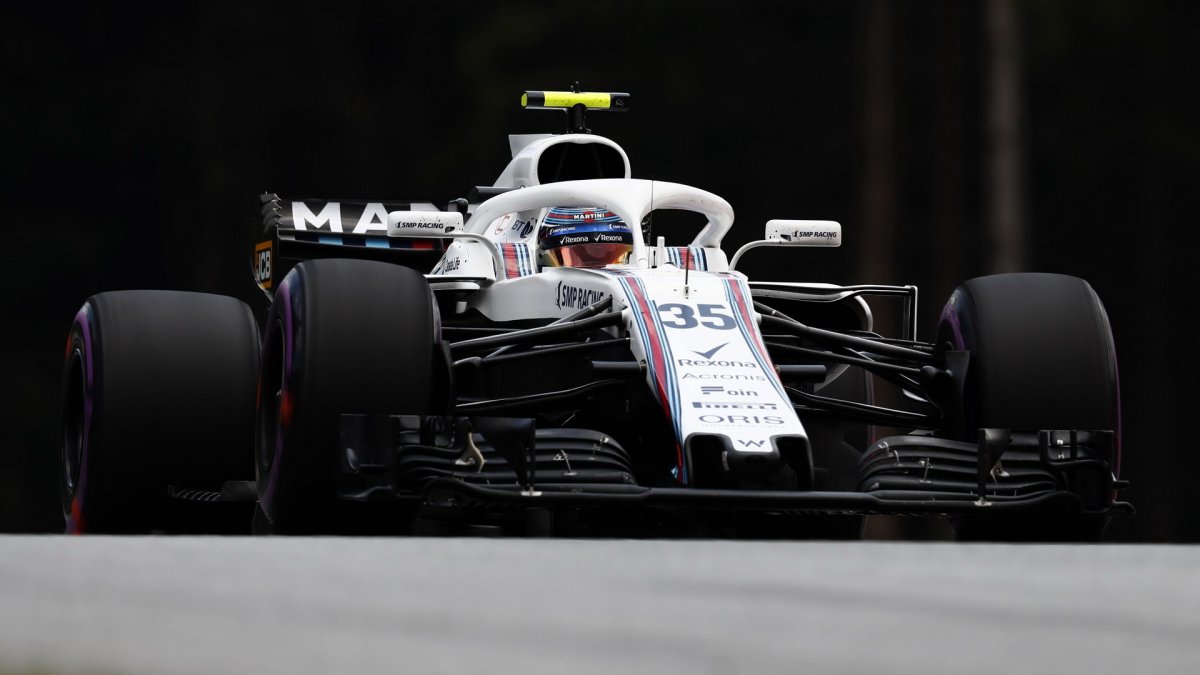 Sergej Sirotkin v kvalifikaci v Rakousku