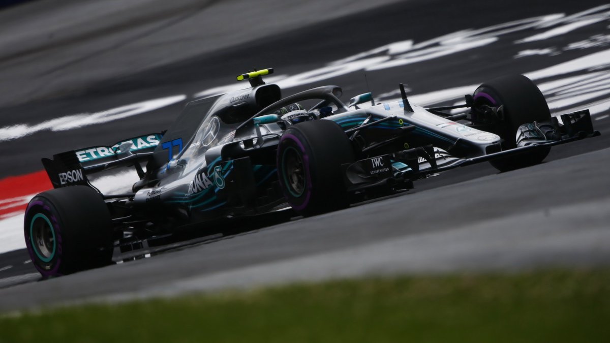Valtteri Bottas v kvalifikaci v Rakousku