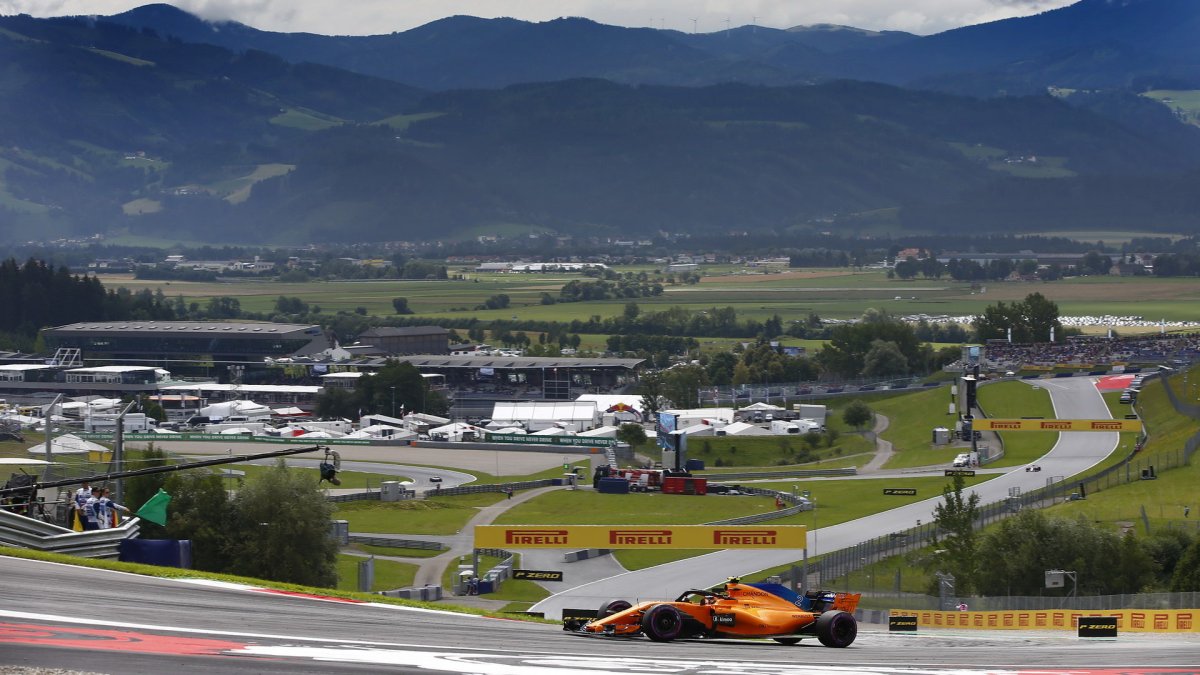 Stoffel Vandoorne v kvalifikaci v Rakousku