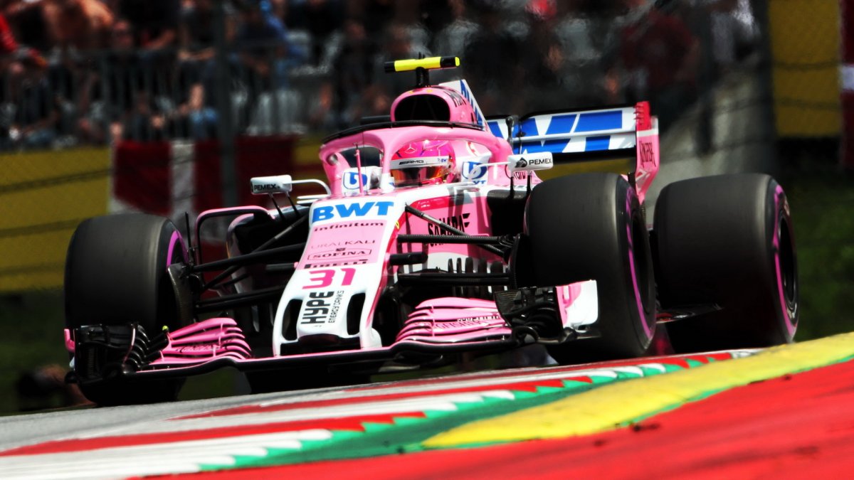 Esteban Ocon v kvalifikaci v Rakousku