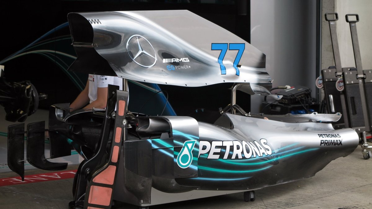 Bočnice inovovaného Mercedesu