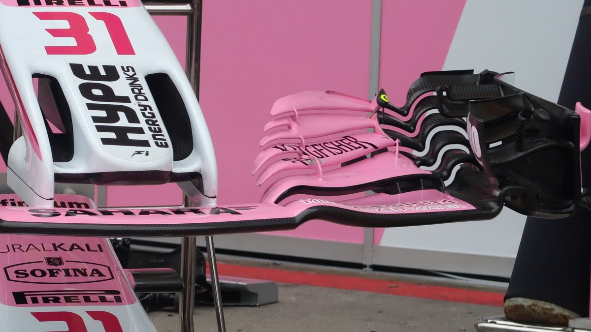 Detail předního křídla vozu Force India v Rakousku