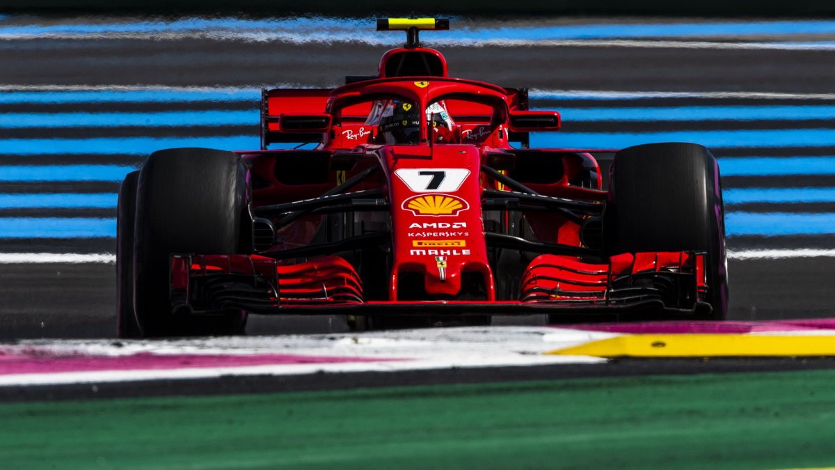 Kimi Räikkönen v závodě ve Francii
