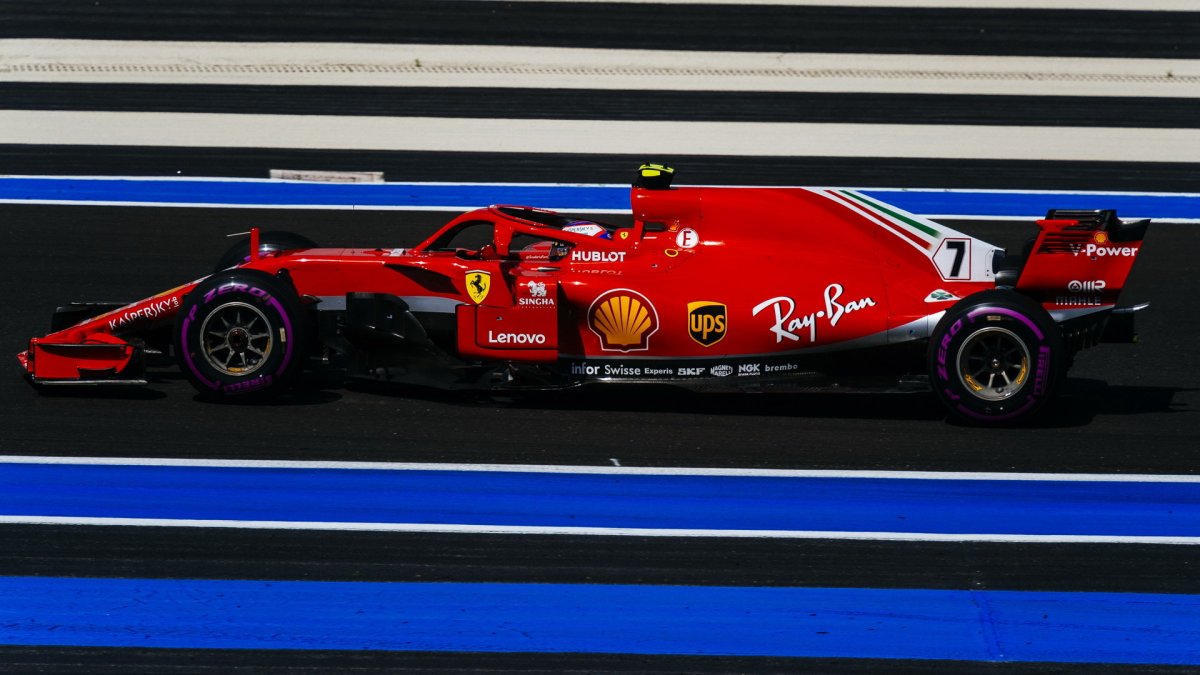 Kimi Räikkönen v závodě ve Francii