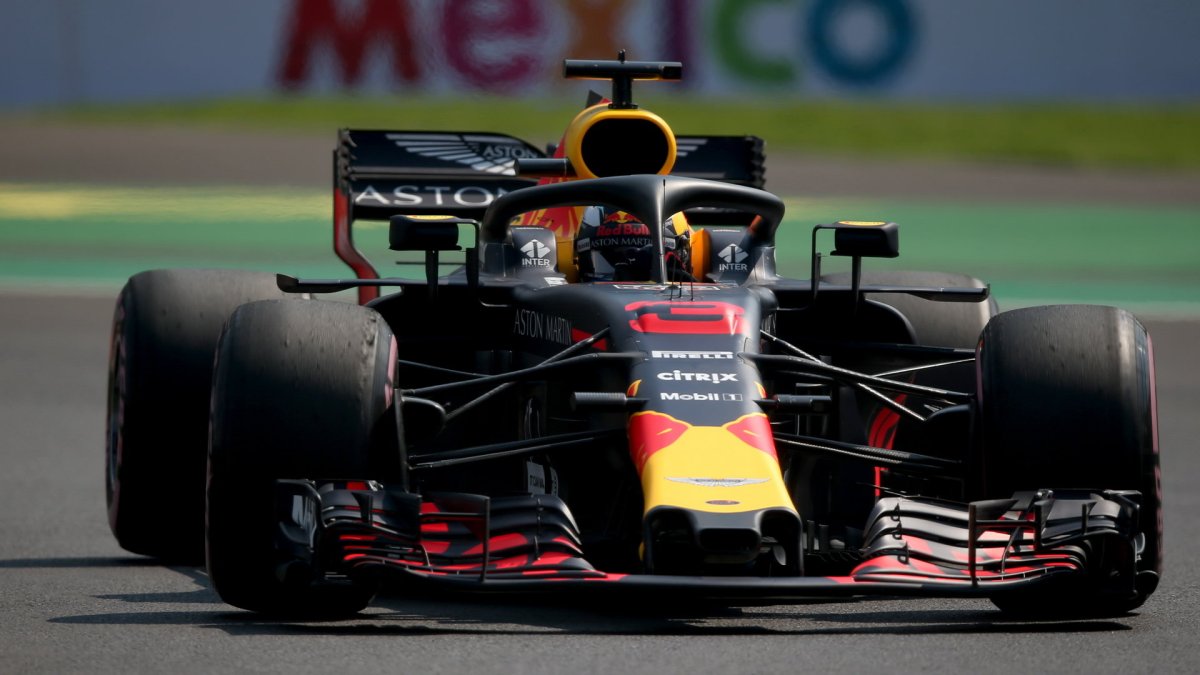 Daniel Ricciardo v tréninku v Mexiku