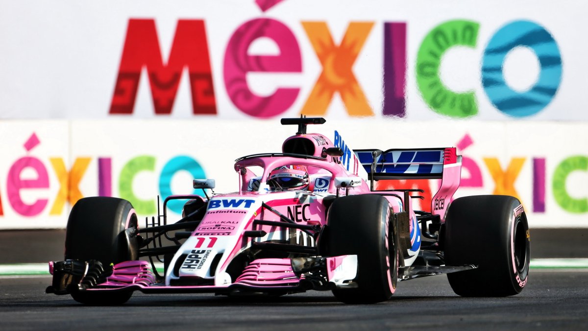 Sergio Pérez v tréninku v Mexiku