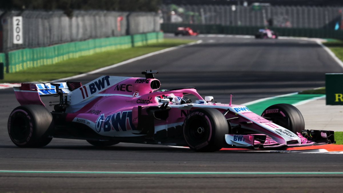 Sergio Pérez v tréninku v Mexiku