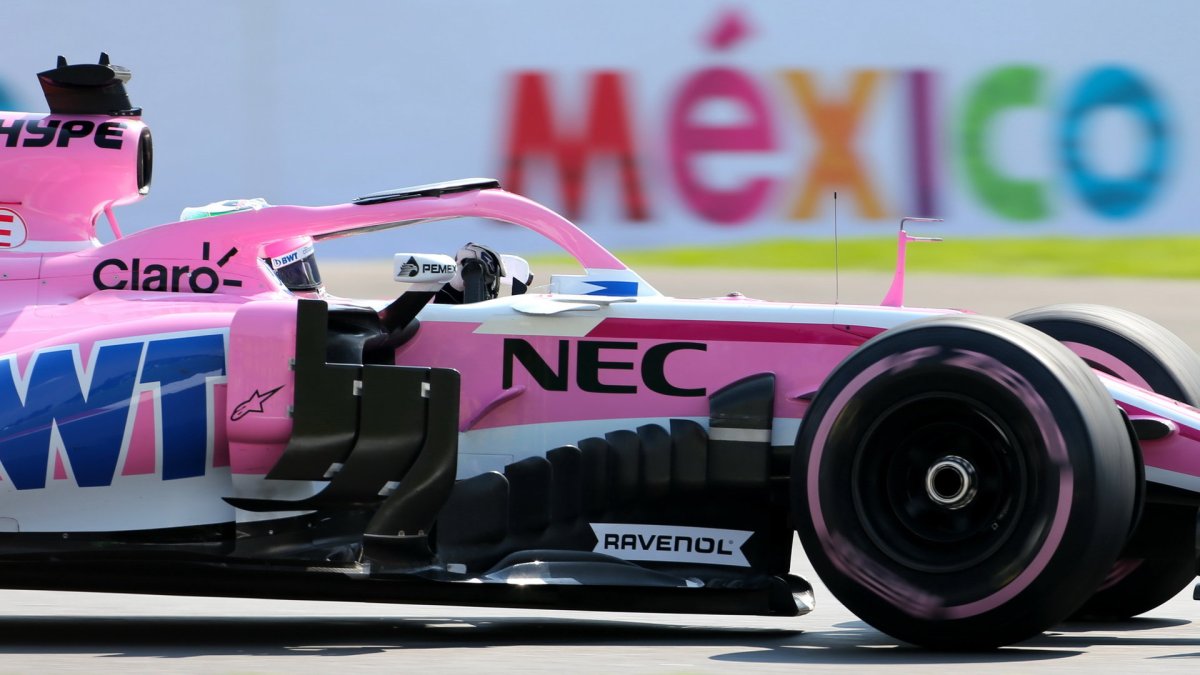 Sergio Pérez v tréninku v Mexiku