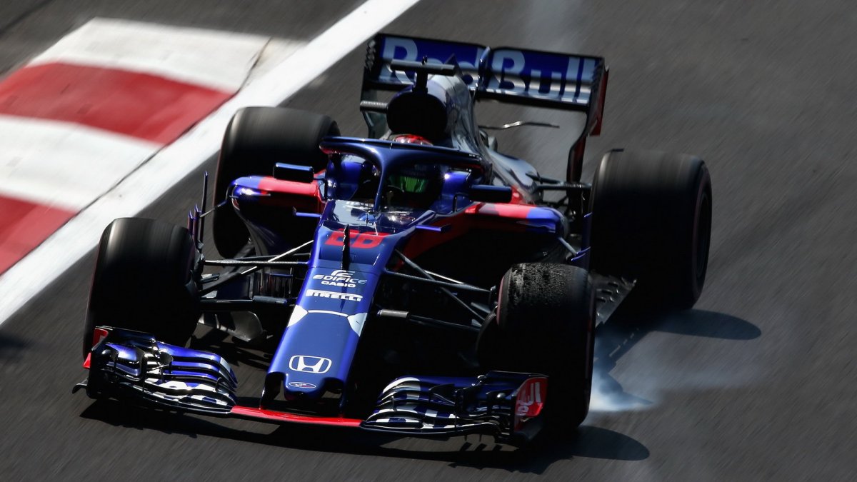 Brendon Hartley probrzdil v tréninku v Mexiku