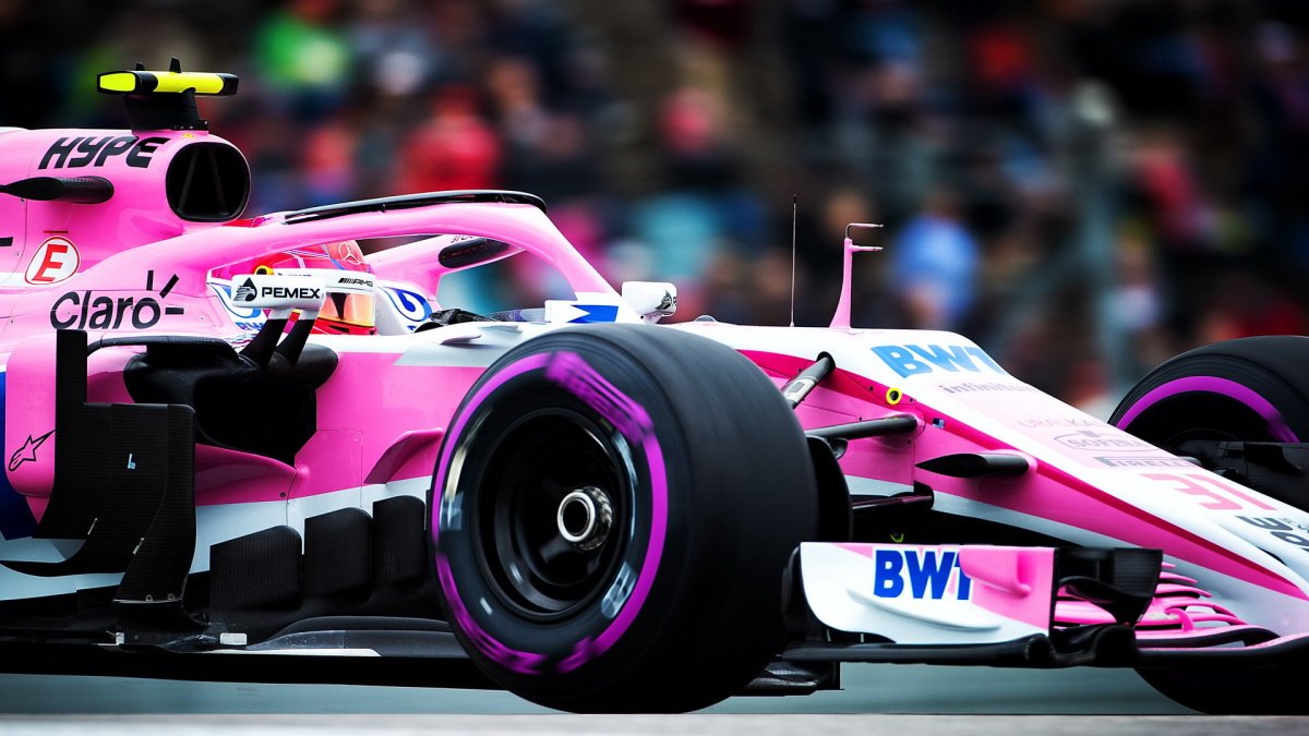 Esteban Ocon v kvalifikaci v Austinu