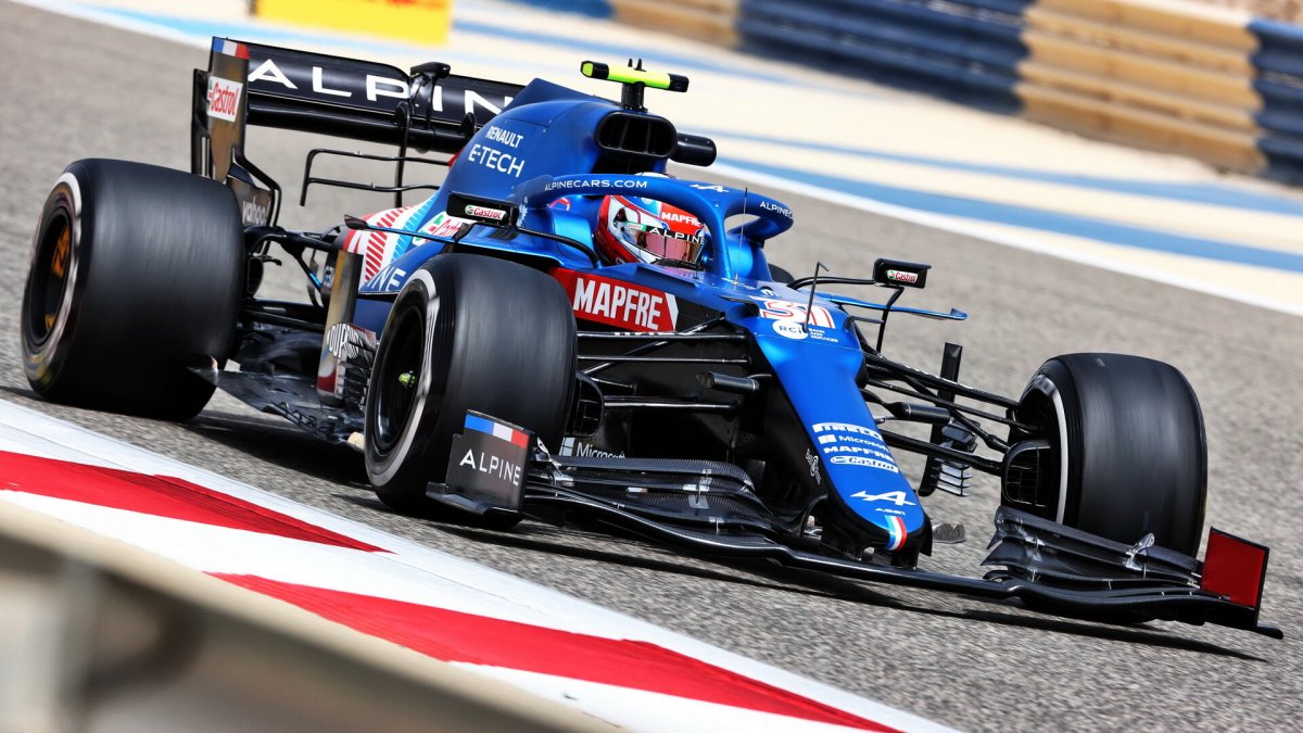 Esteban Ocon - první předsezonní testy v Bahrajnu