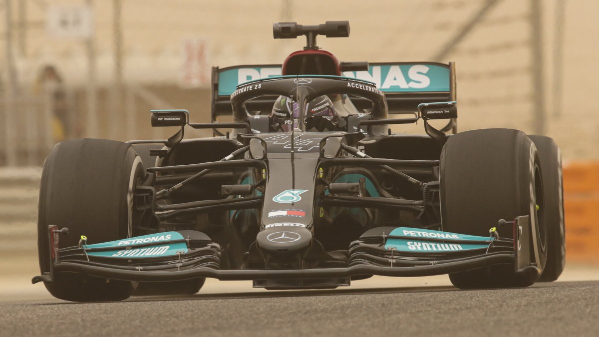 Lewis Hamilton - první předsezonní testy v Bahrajnu