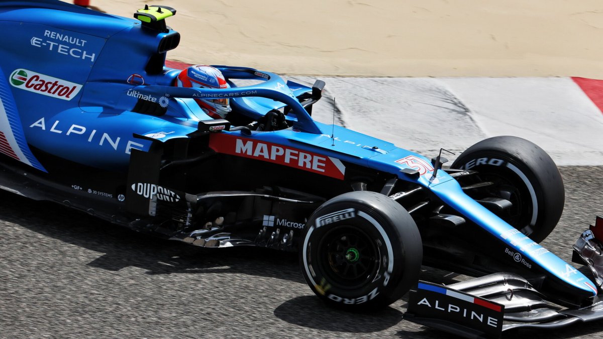 Esteban Ocon - první předsezonní testy v Bahrajnu