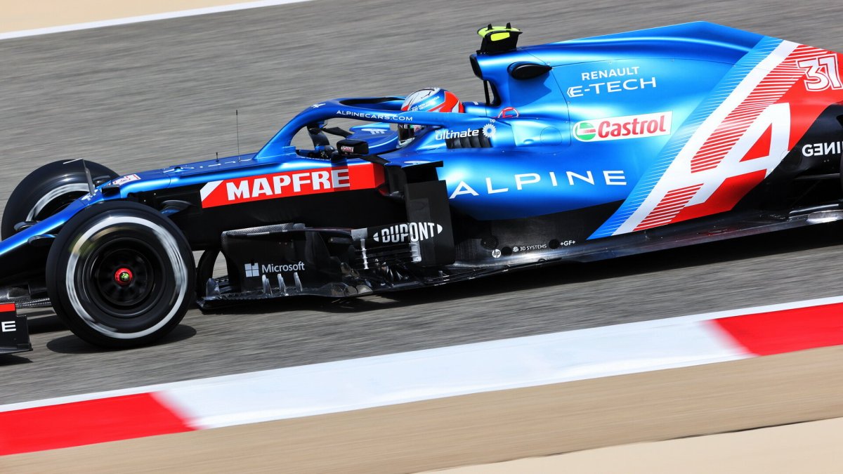 Esteban Ocon - první předsezonní testy v Bahrajnu