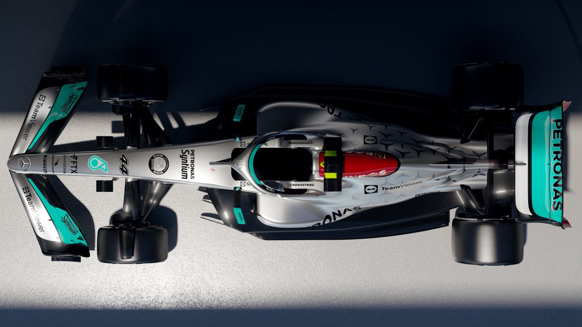 Mercedes W13