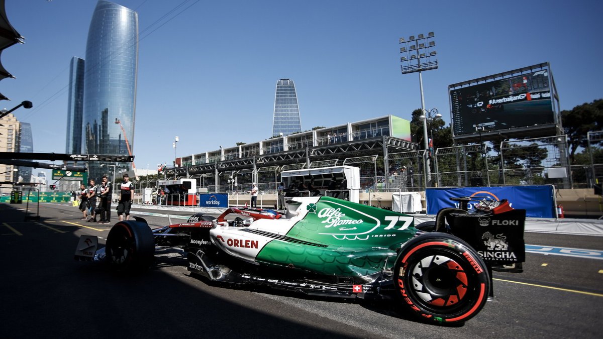 Valtteri Bottas v kvalifikaci v Ázerbájdžánu