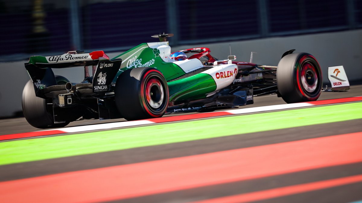 Valtteri Bottas v kvalifikaci v Ázerbájdžánu