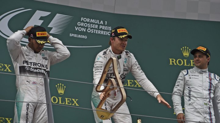 Hamilton odmítl, že by test vynechal kvůli výsledku z Rakouska