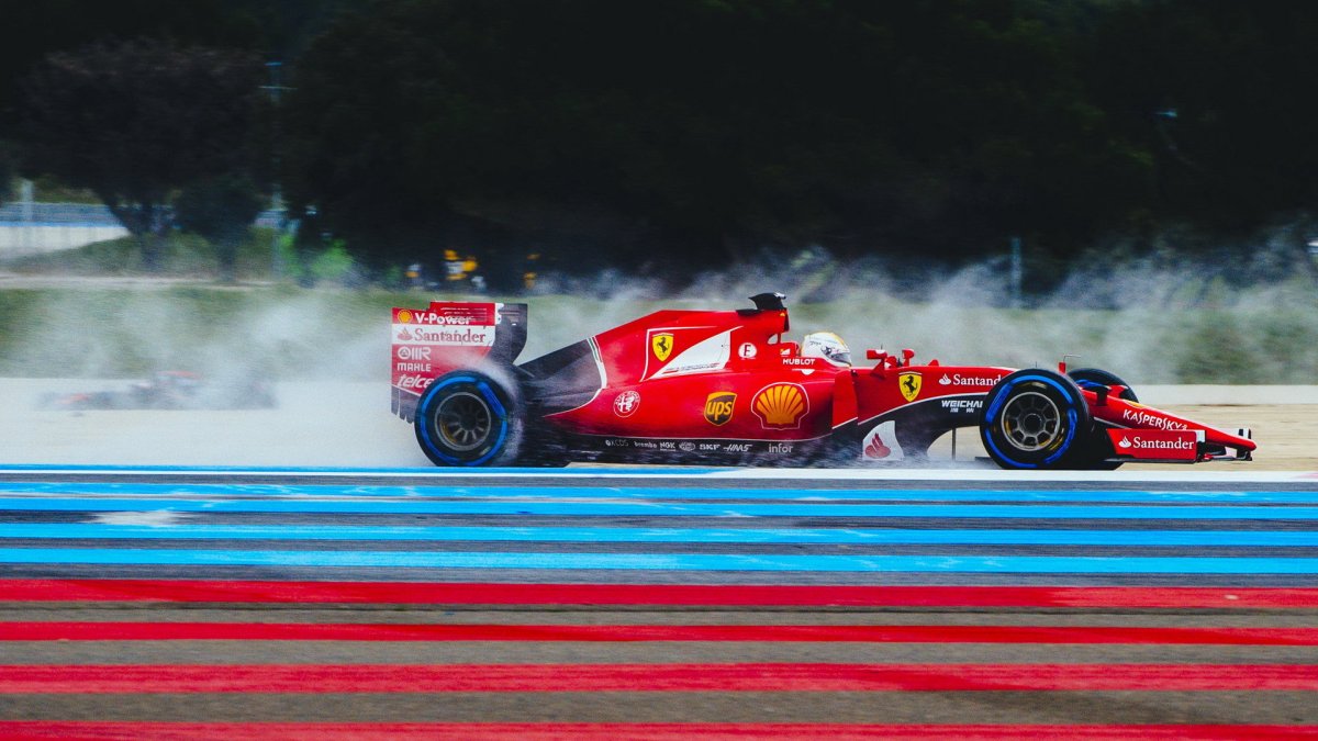 Sebastian Vettel druhý den testů v Paul Ricard 2016