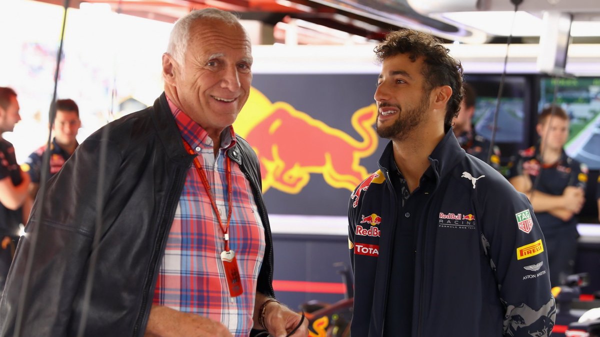 Dietrich Mateschitz a Daniel Ricciardo v Barceloně