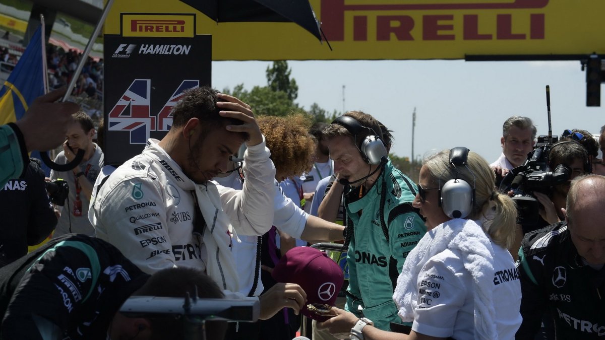Lewis Hamilton před závodem v Barceloně