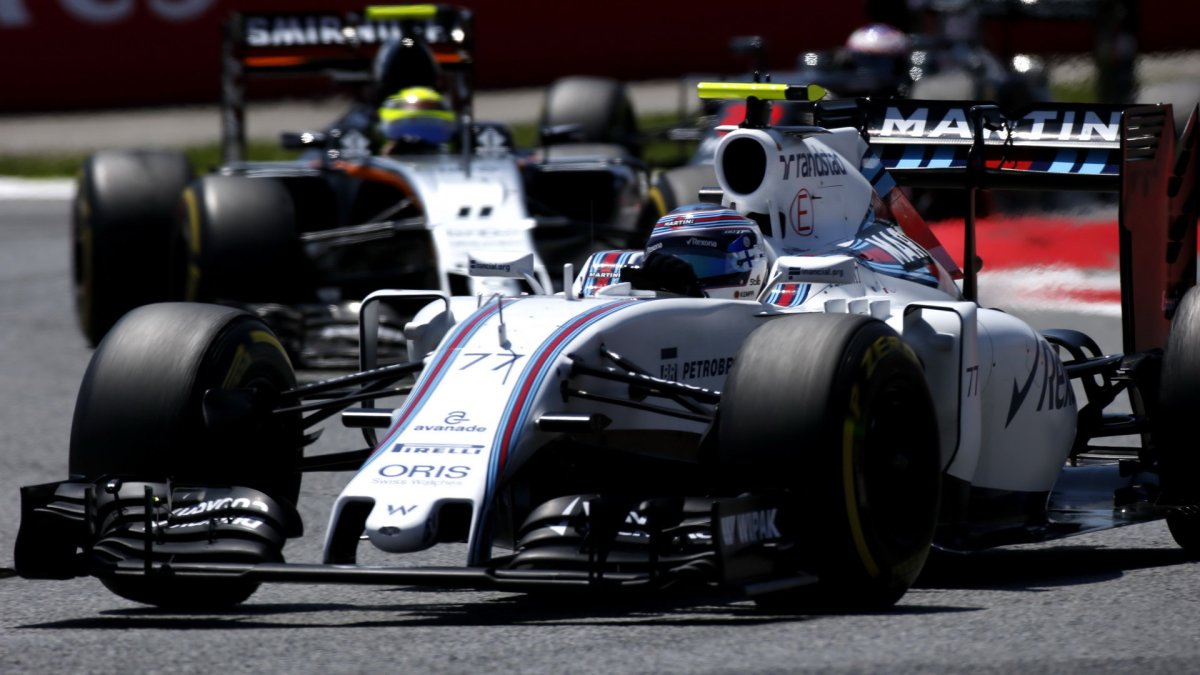 Valtteri Bottas v závodě v Barceloně