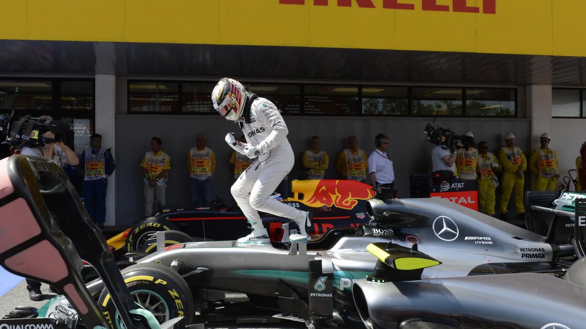 Lewis Hamilton po kvalifikaci v Barceloně