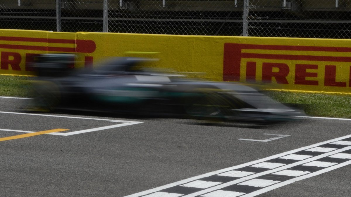 Nico Rosberg při kvalifikaci v Barceloně