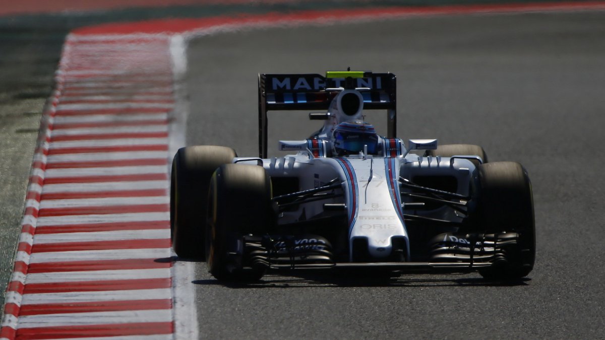 Valtteri Bottas při kvalifikaci v Barceloně