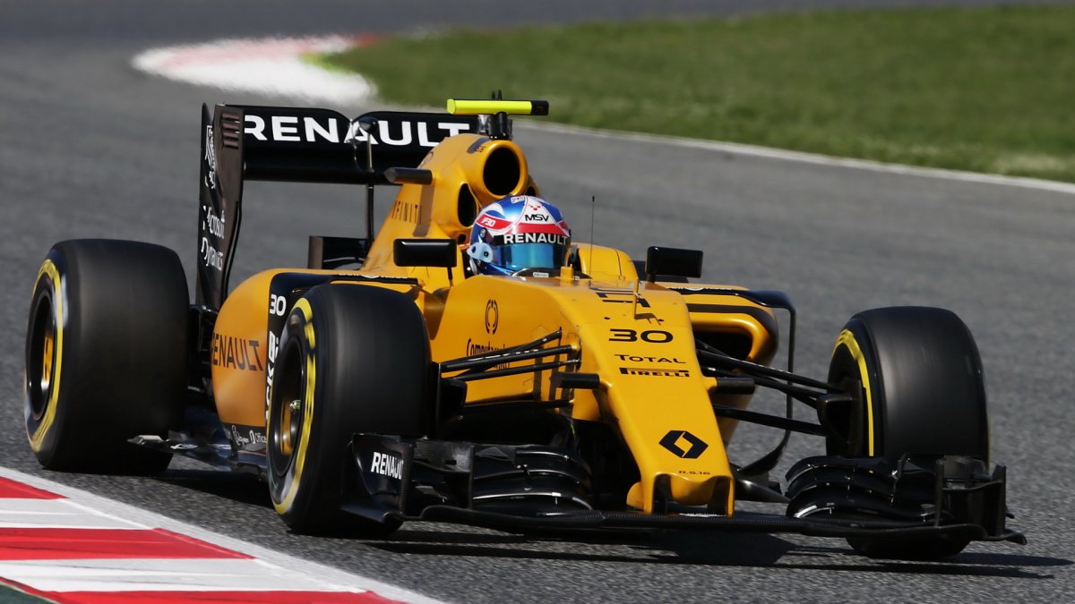 Jolyon Palmer při kvalifikaci v Barceloně