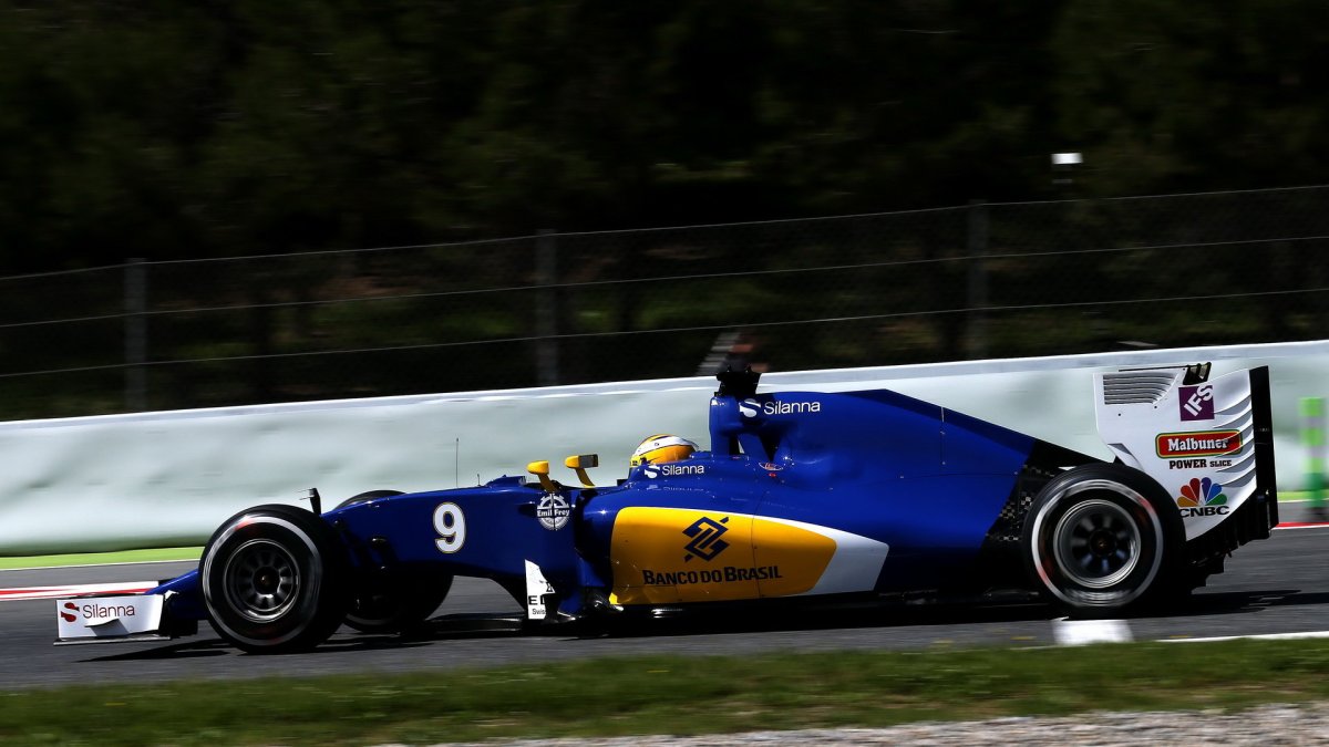 Marcus Ericsson při kvalifikaci v Barceloně